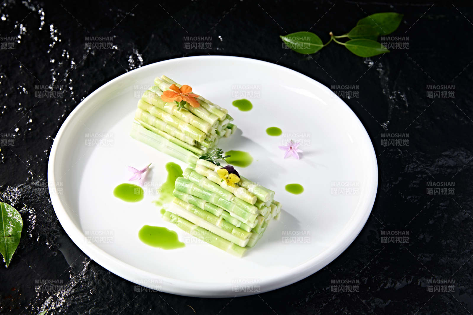 精美凉菜盐水笋尖