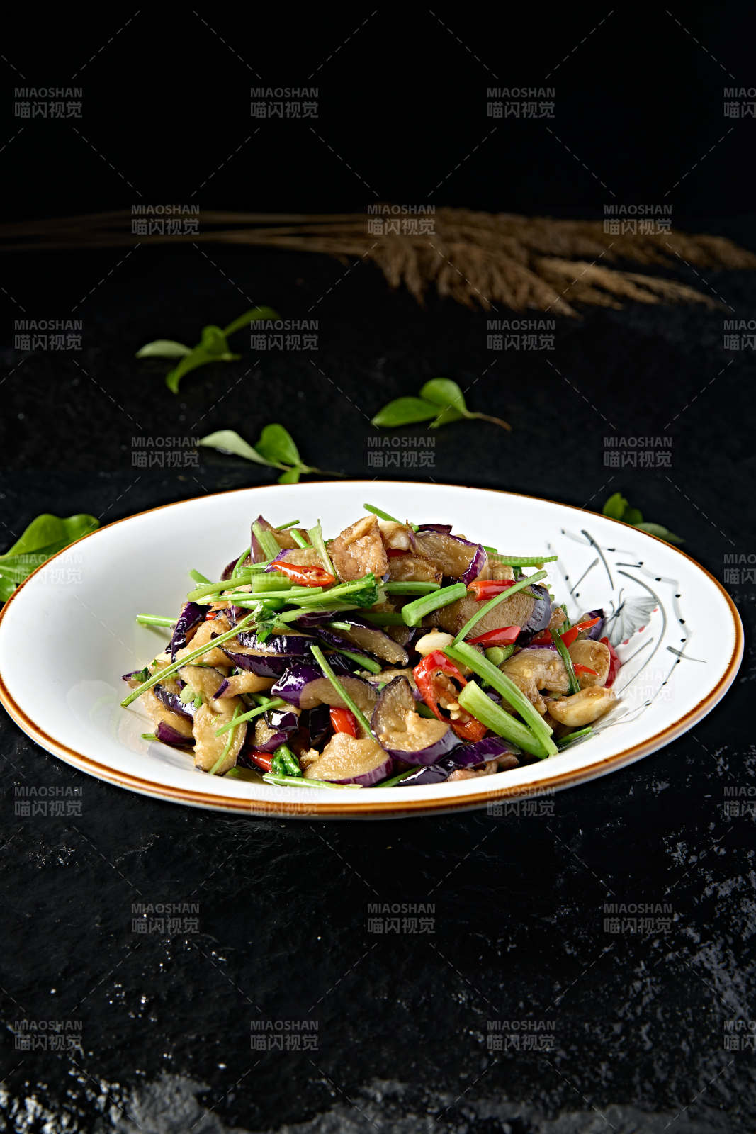 香菜蒜沫米椒五花肉烧带皮茄子