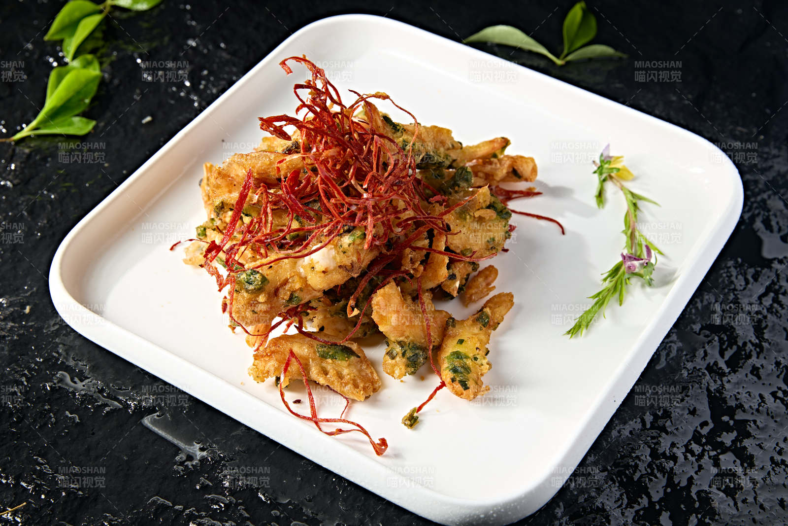 總參沒(méi)事辣椒絲蔥香炸大蝦