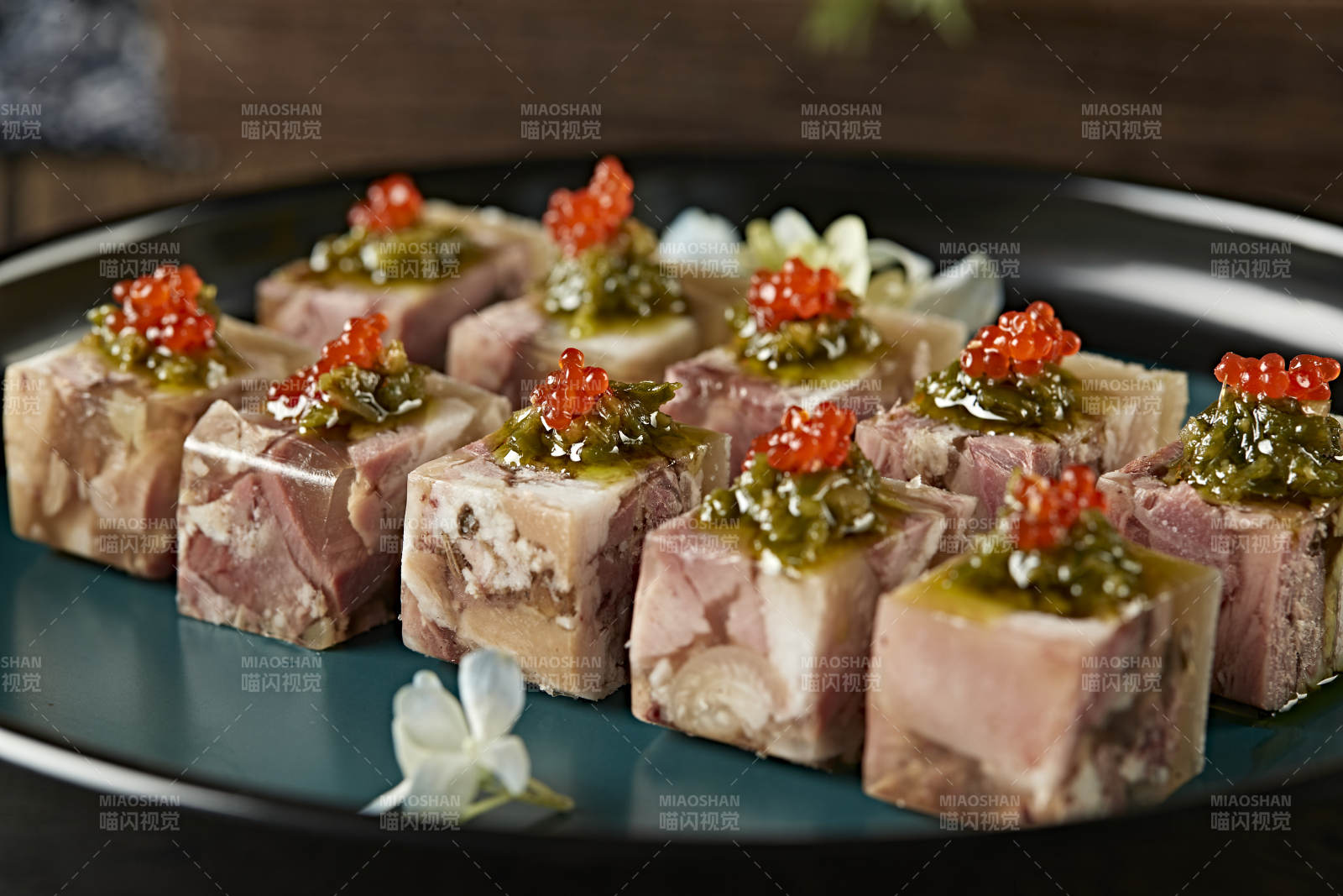 五香皮冻压肘花-摄影图