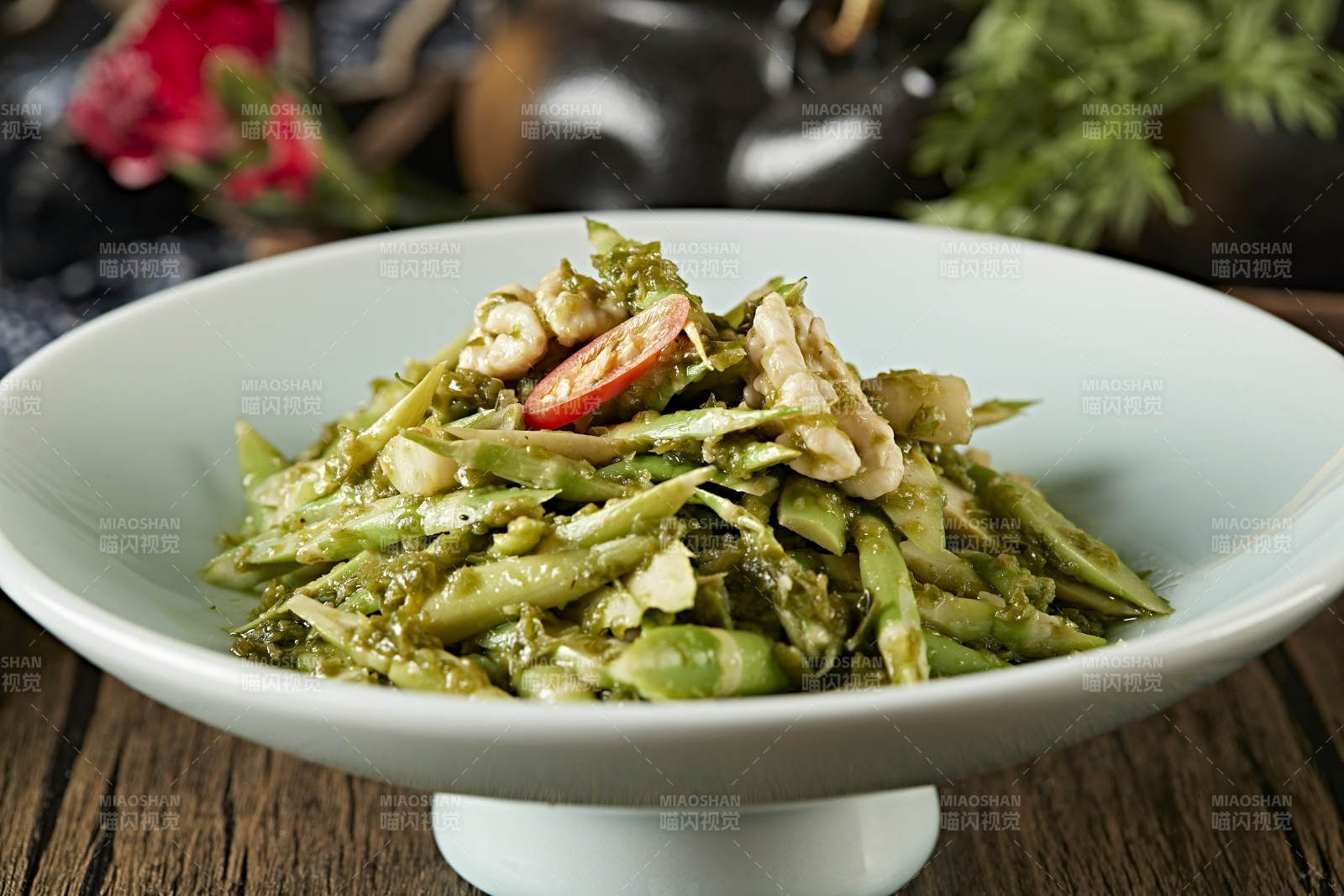 燒椒醬巧拌桃仁春筍段