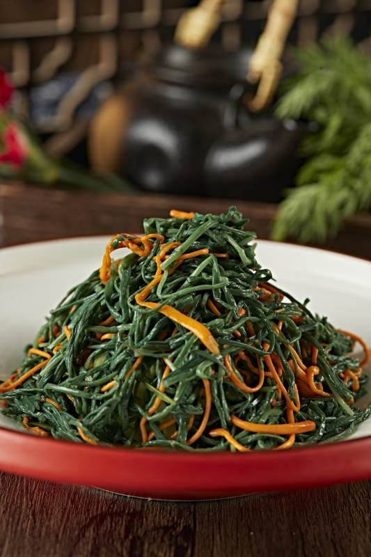 香油虫草花拌沙葱