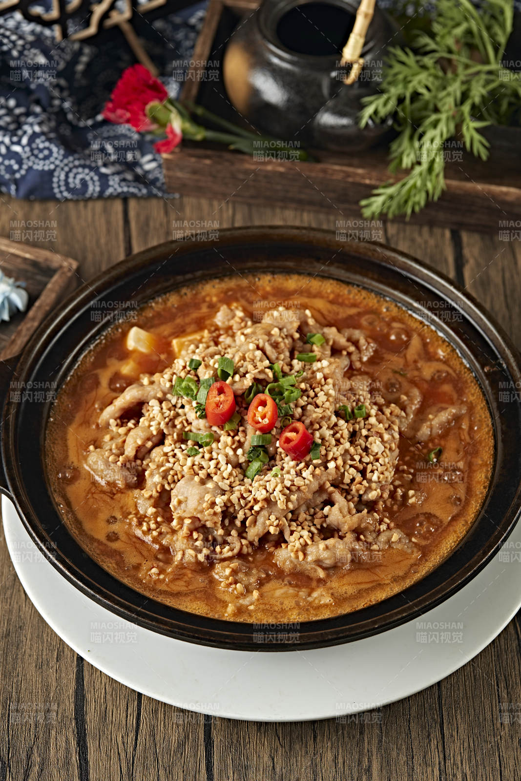 砂鍋水煮麻辣牛肉片