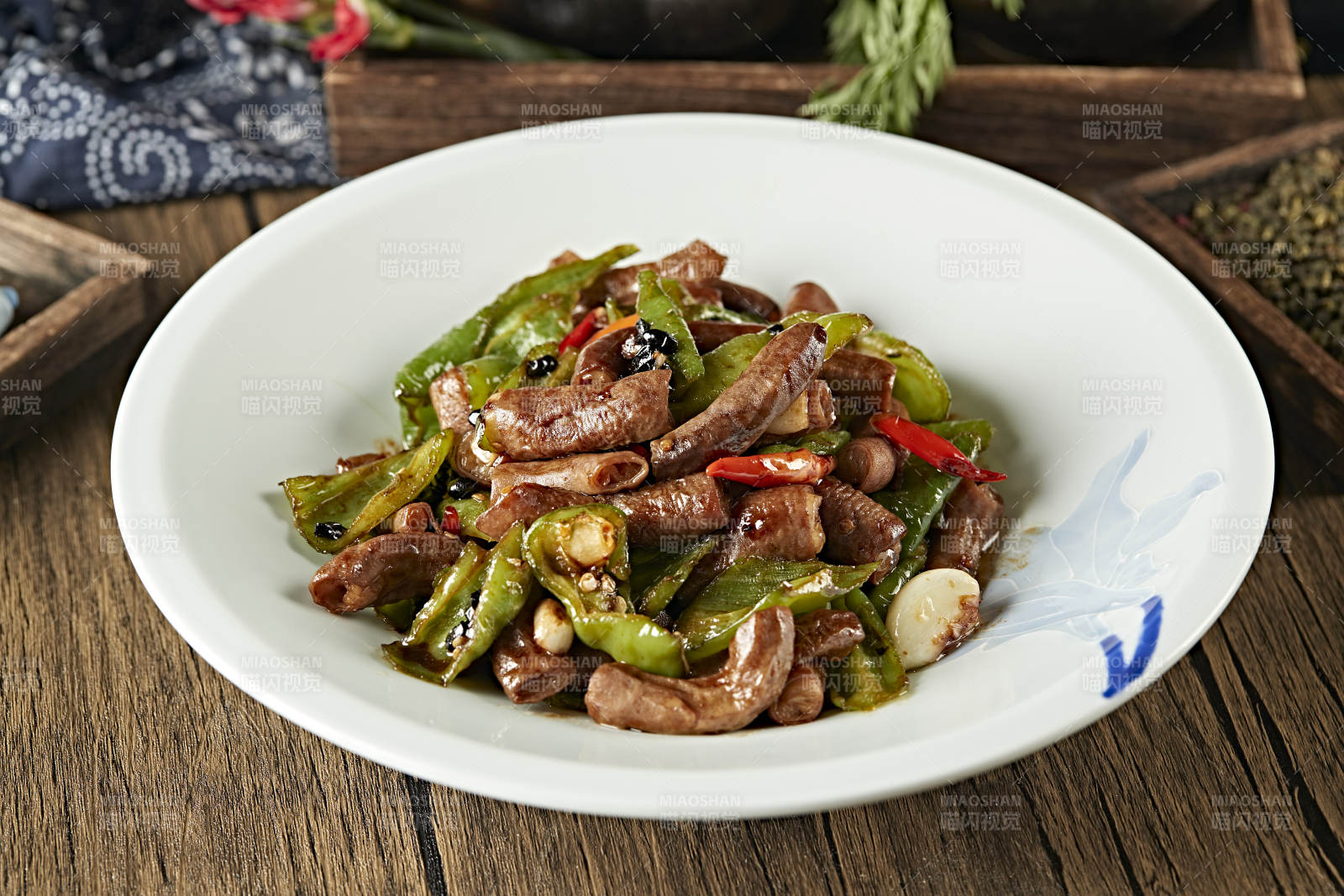 豆豉杭椒炒肥腸