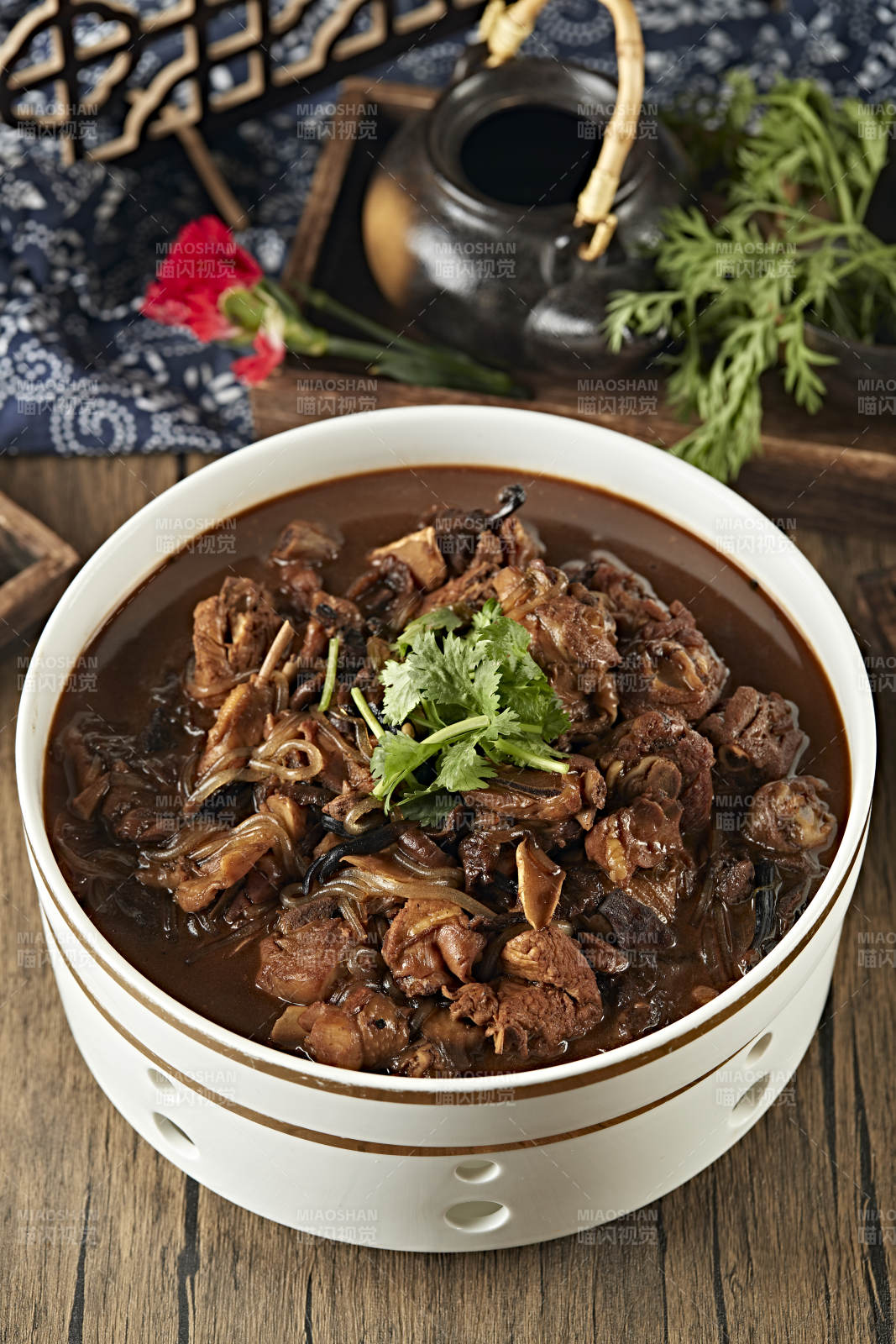 東北名菜小雞燉蘑菇