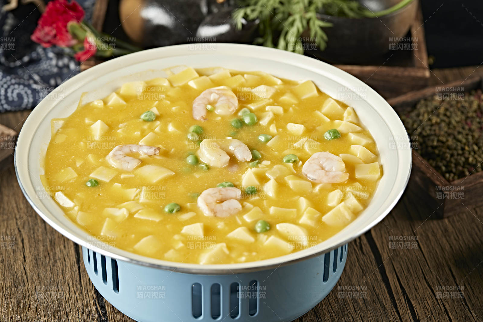 蟹黄豆腐炖虾仁图片