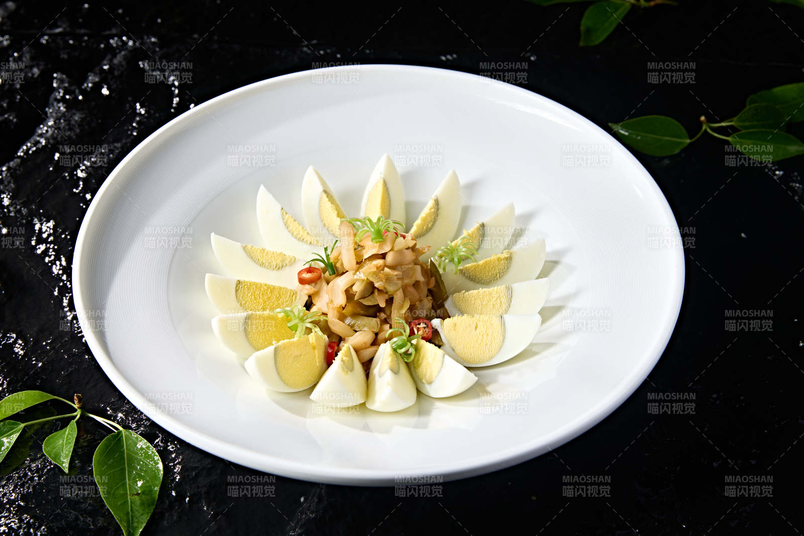 刀切水煮白蛋配涪陵榨菜丝