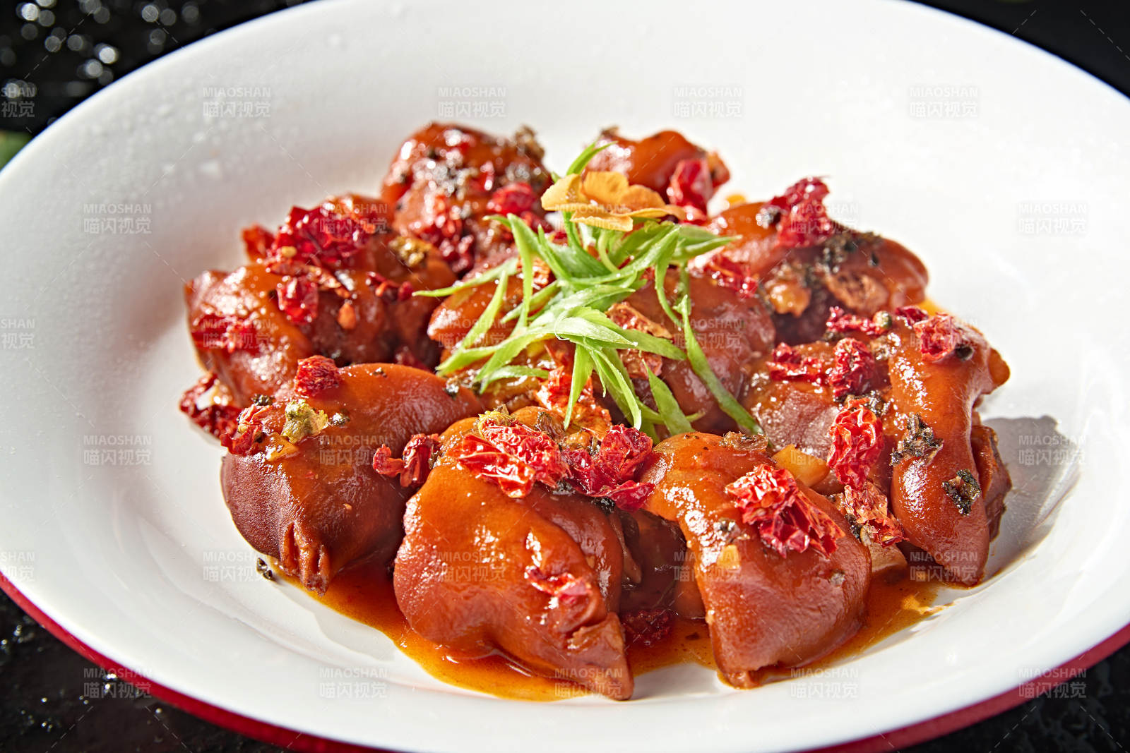 中餐美食川味香辣猪蹄块