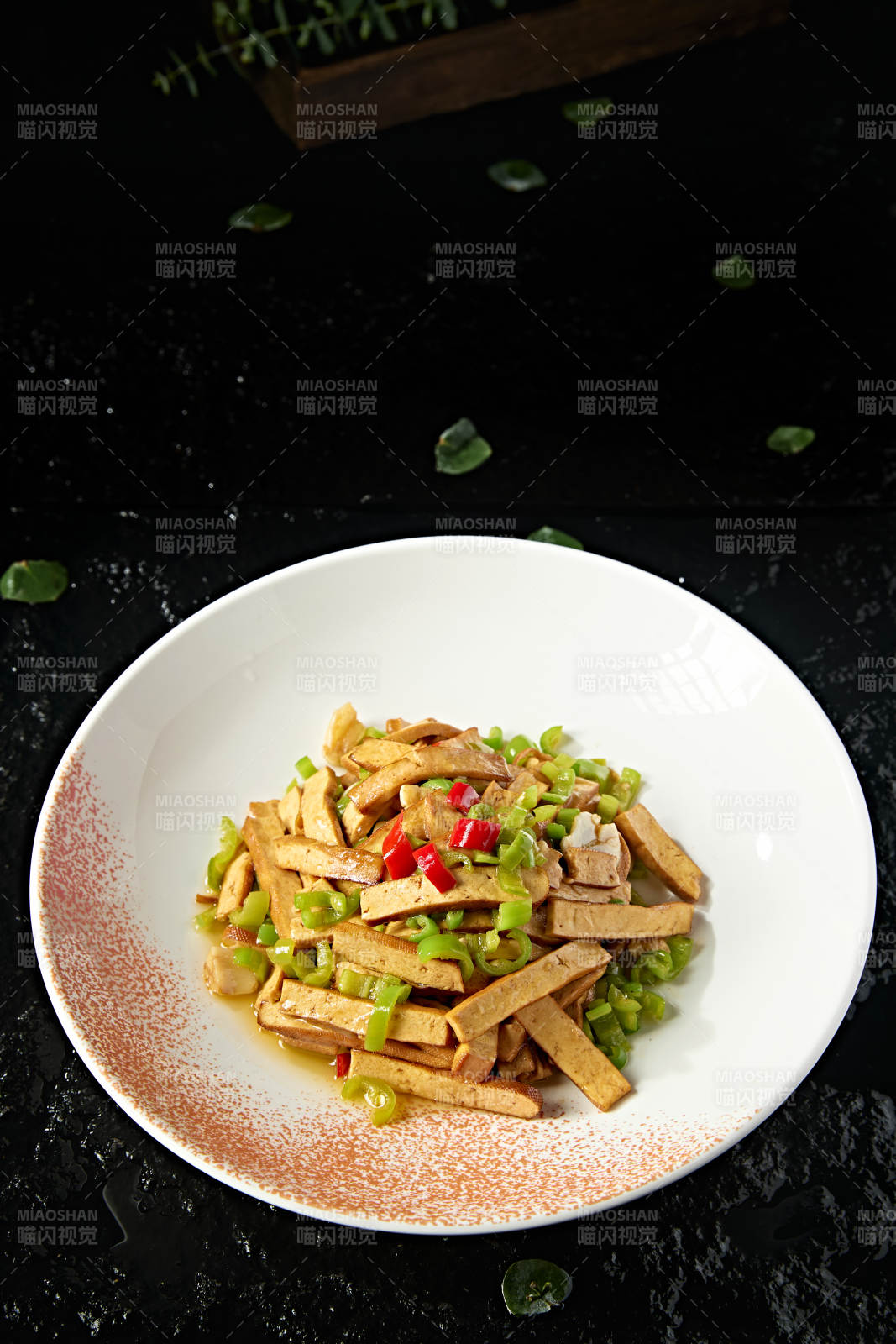 家庭小炒米椒香辣炒香干