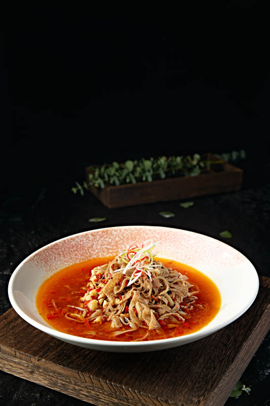 中餐湘菜美味剁椒仔姜蒸毛肚