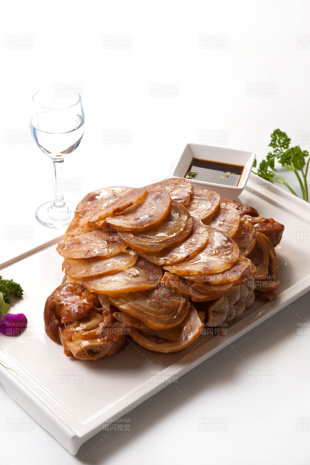 五香压肘花-摄影图