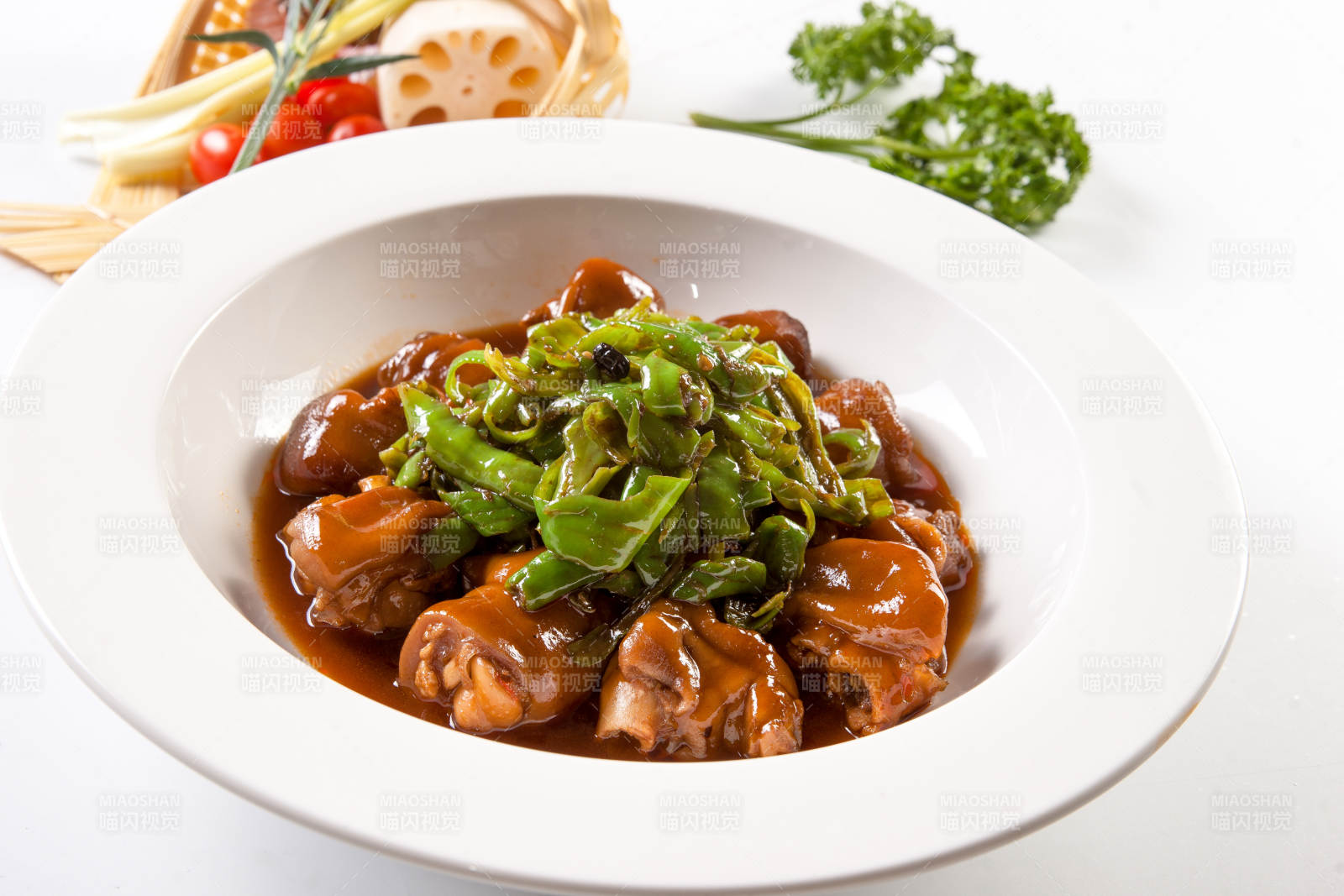 豆豉泰椒猪蹄块