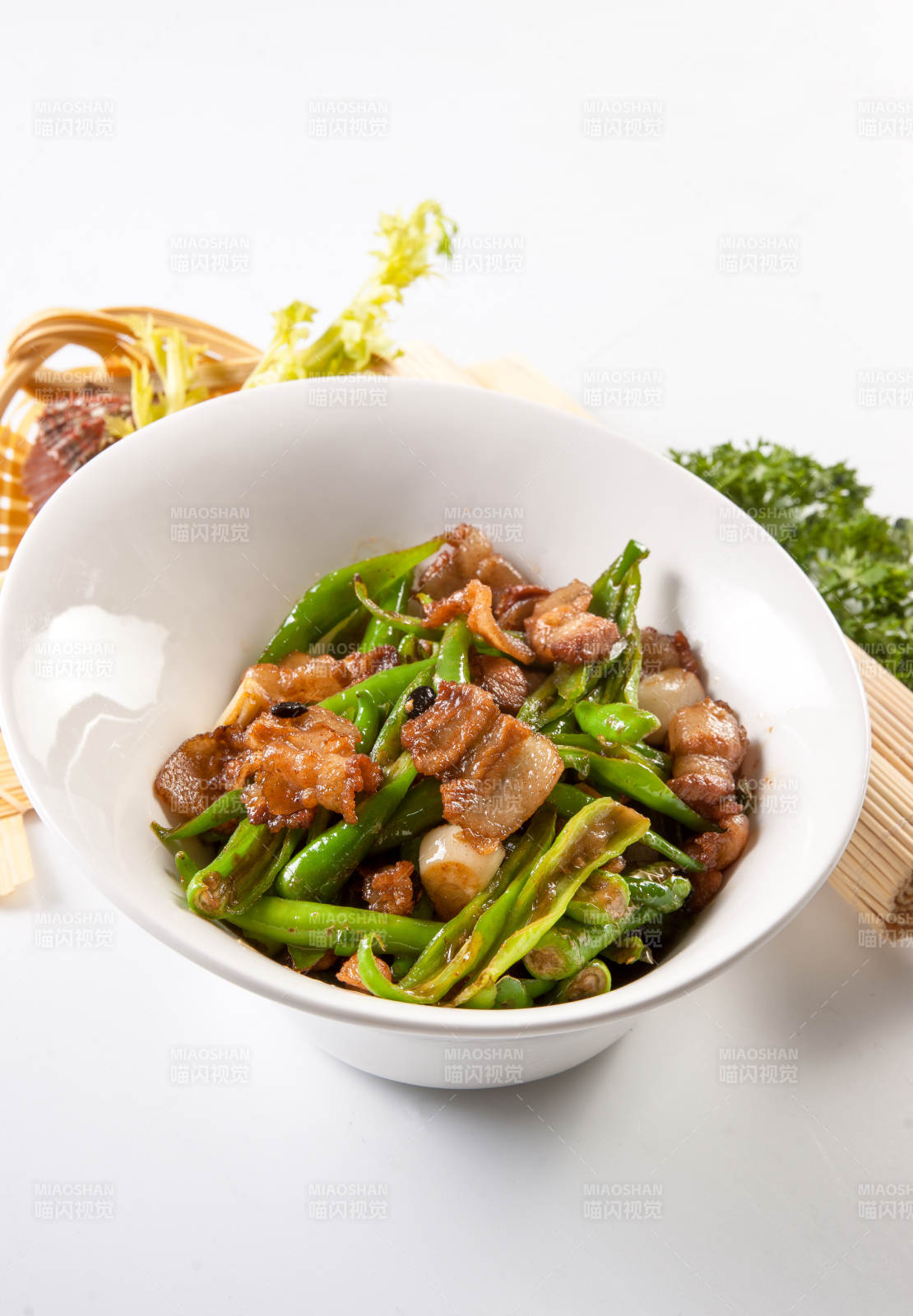 蒜香杭椒五花肉