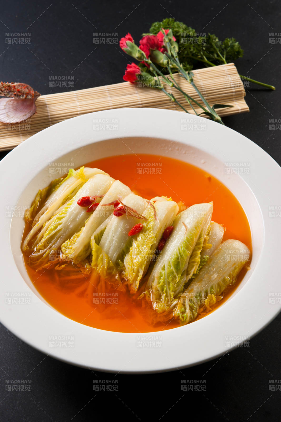 鲜汤娃娃菜-摄影图