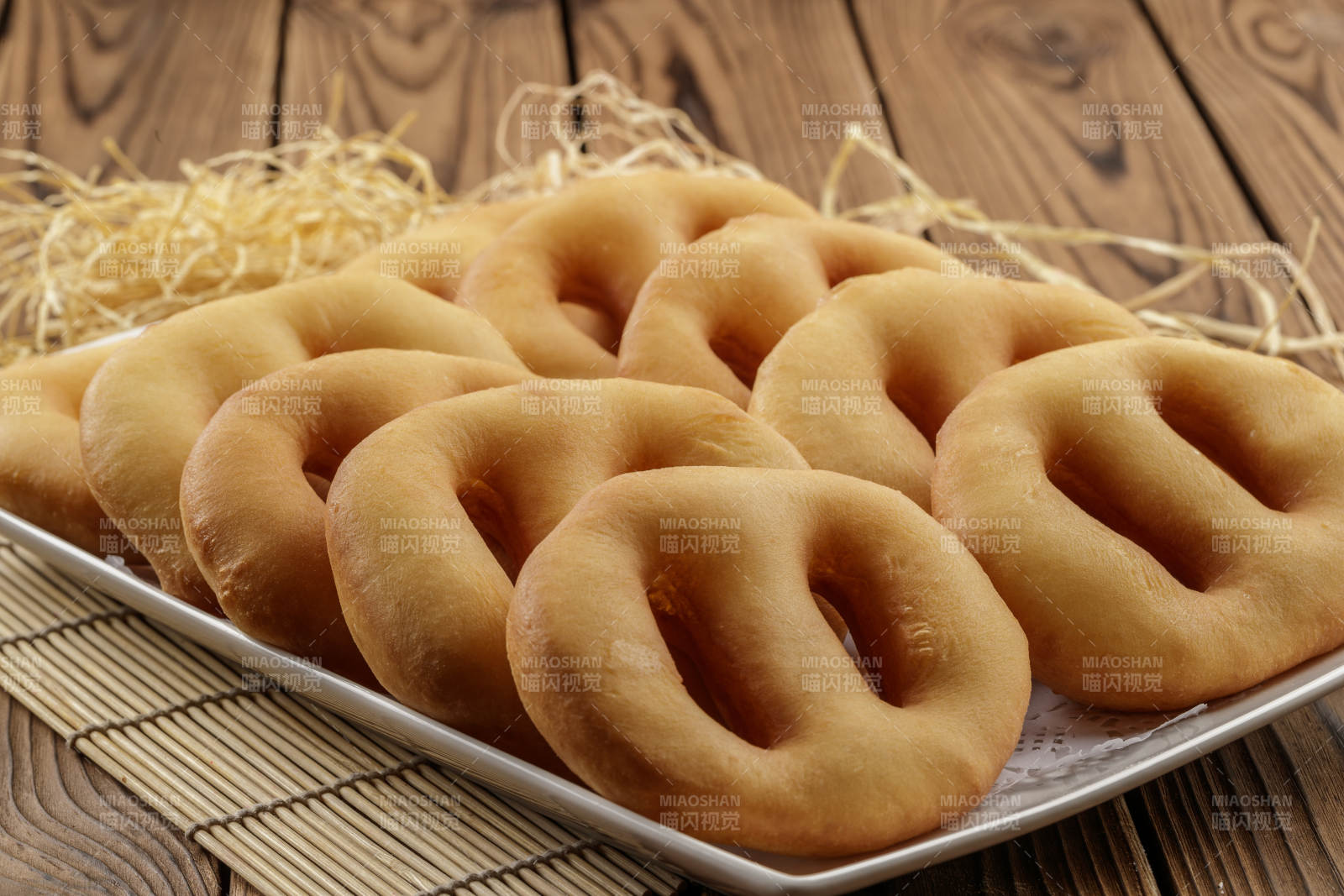 剛炸出鍋的小油餅