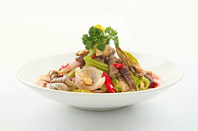 夏季大排档美食红油腌渍小海鲜