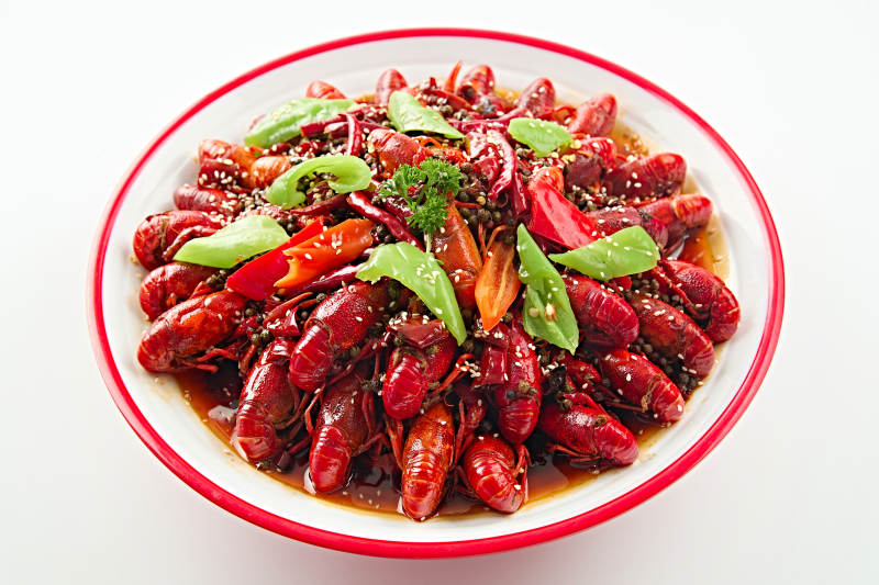 夏季大排档美食爆炒麻辣香辣小龙虾