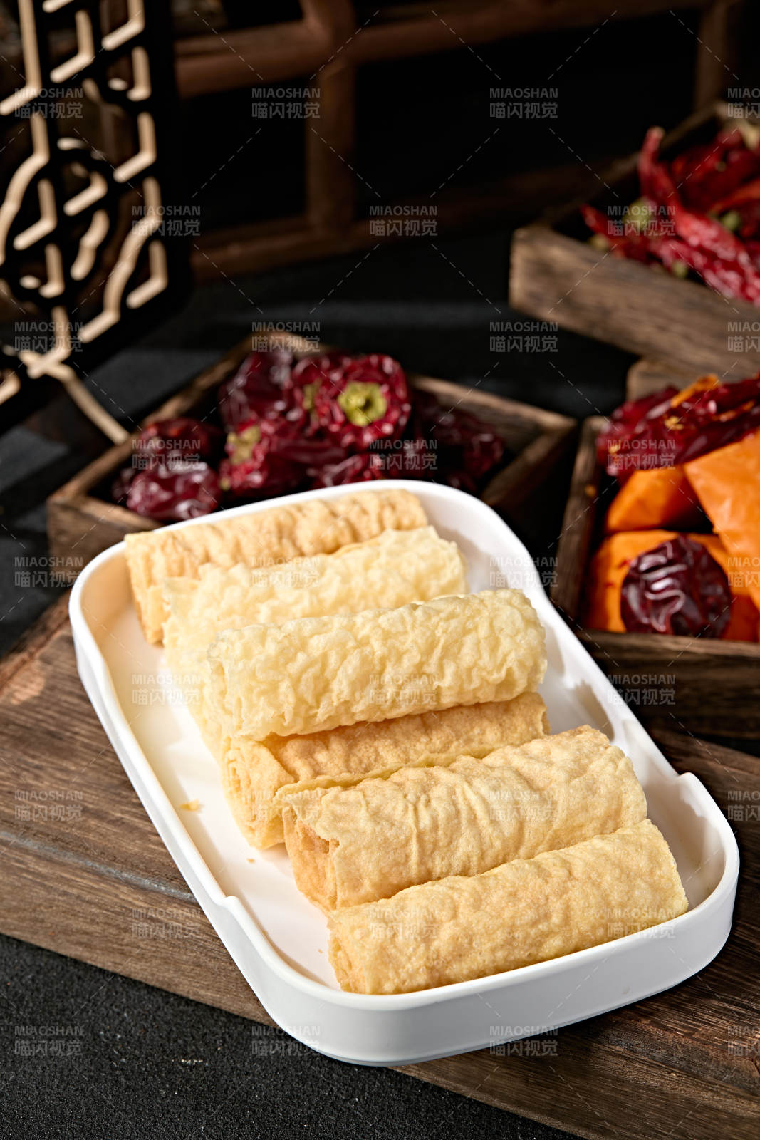 火锅食材油炸响铃卷