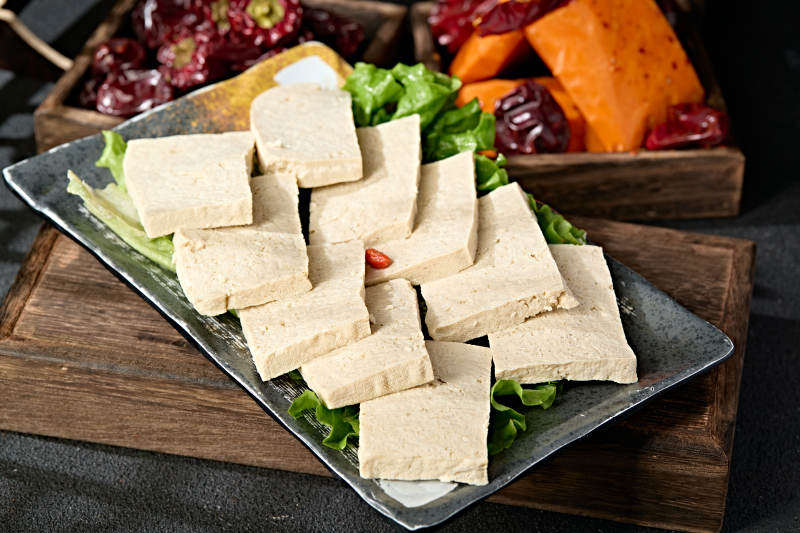 一盘冻豆腐切片