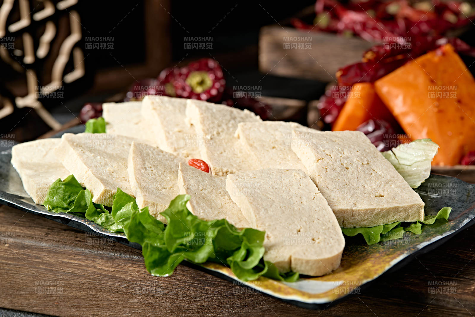 一盘冻豆腐切片