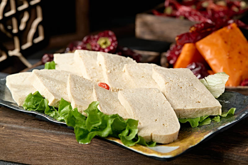 一盘冻豆腐切片