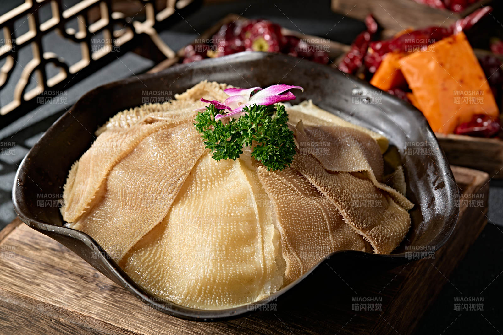 重慶火鍋食材鮮嫩大片毛肚