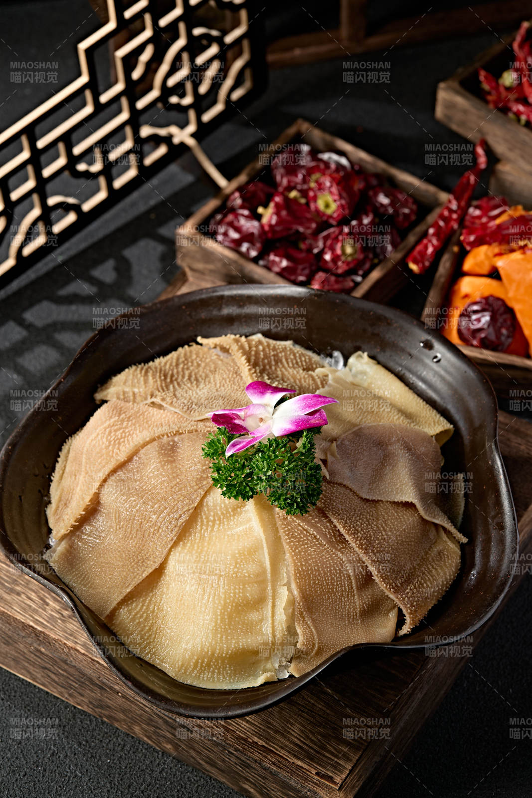 重庆火锅食材鲜嫩大片毛肚