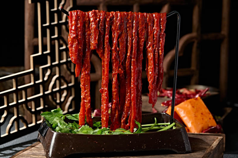 重庆火锅食材晾干麻辣筷子牛肉