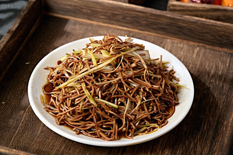 香葱老醋凉拌黑豆腐丝