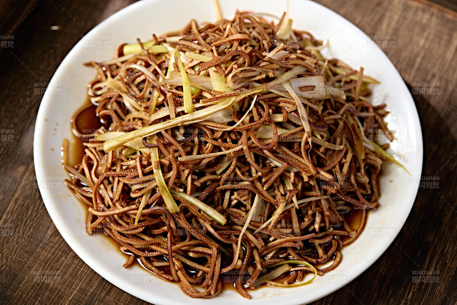 香葱老醋凉拌黑豆腐丝