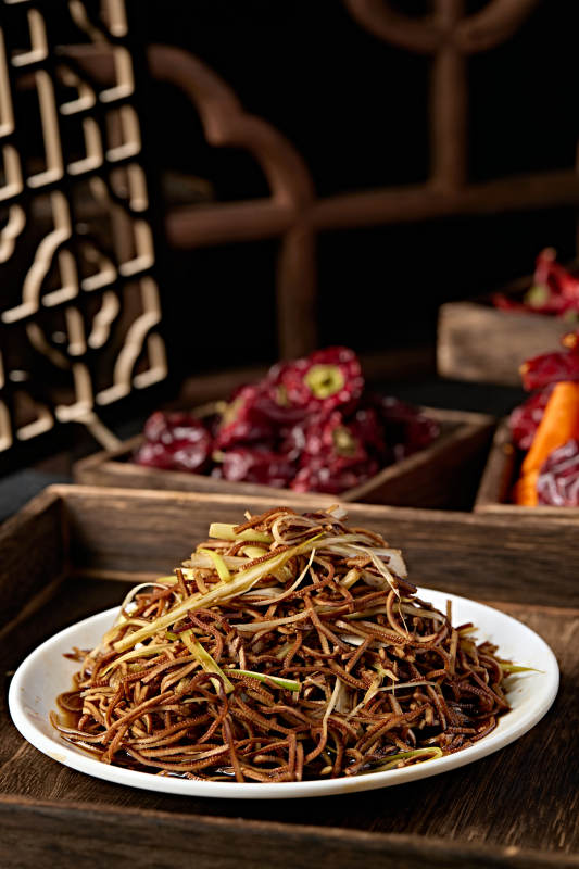 香葱老醋凉拌黑豆腐丝