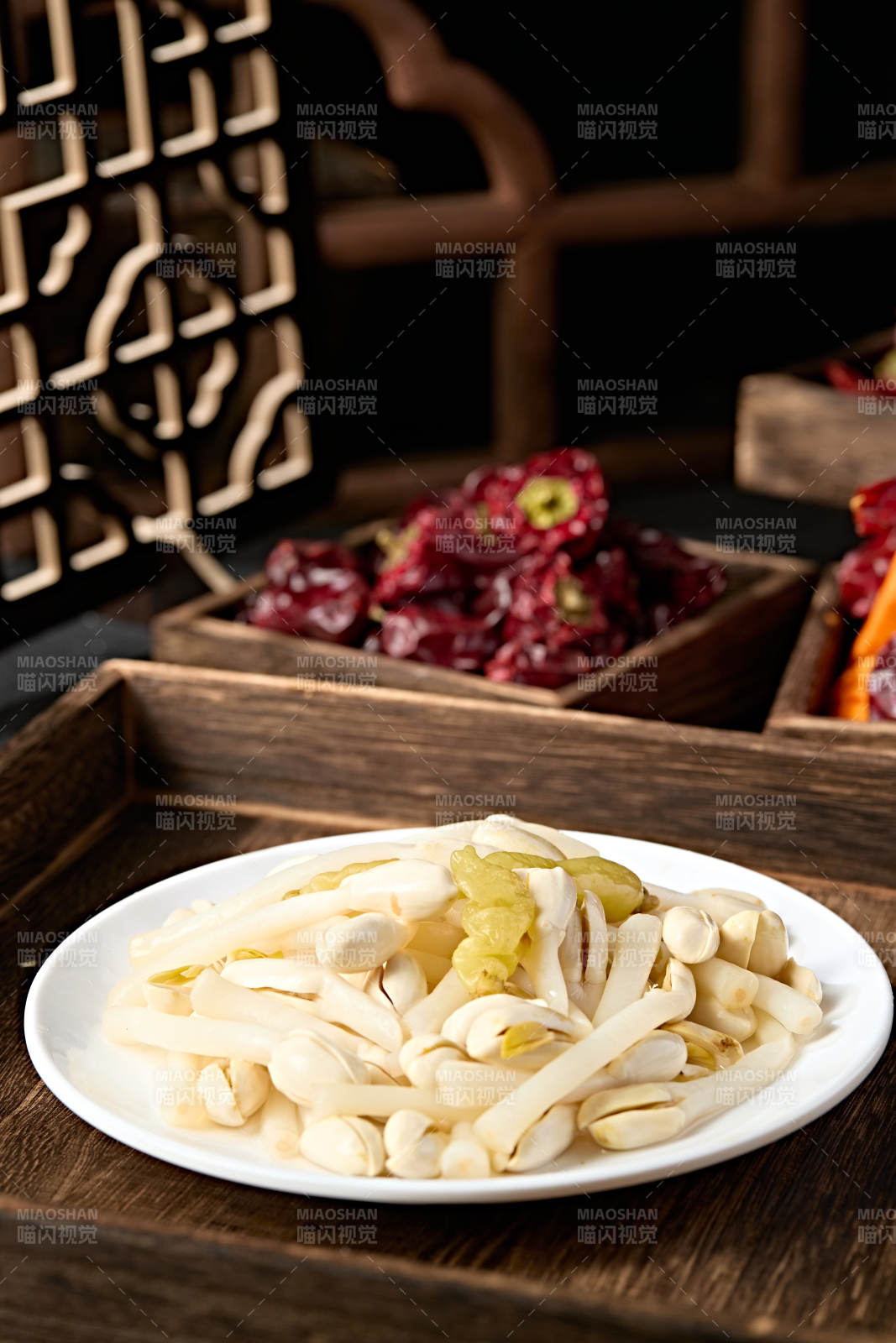 腌渍泡椒花生芽