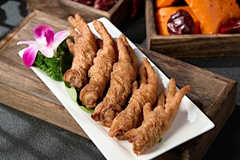 火锅食材涮虎皮鸡爪