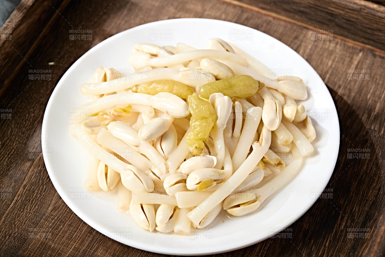 腌渍泡椒花生芽