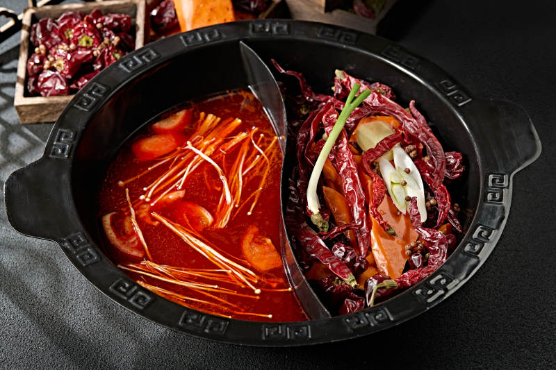 川渝火锅鸳鸯锅麻辣锅底番茄锅底