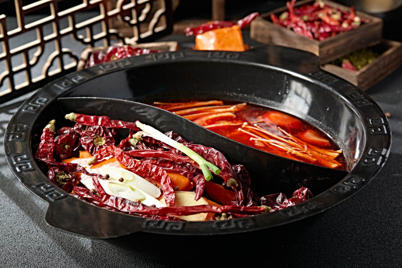 川渝火锅鸳鸯锅麻辣锅底番茄锅底