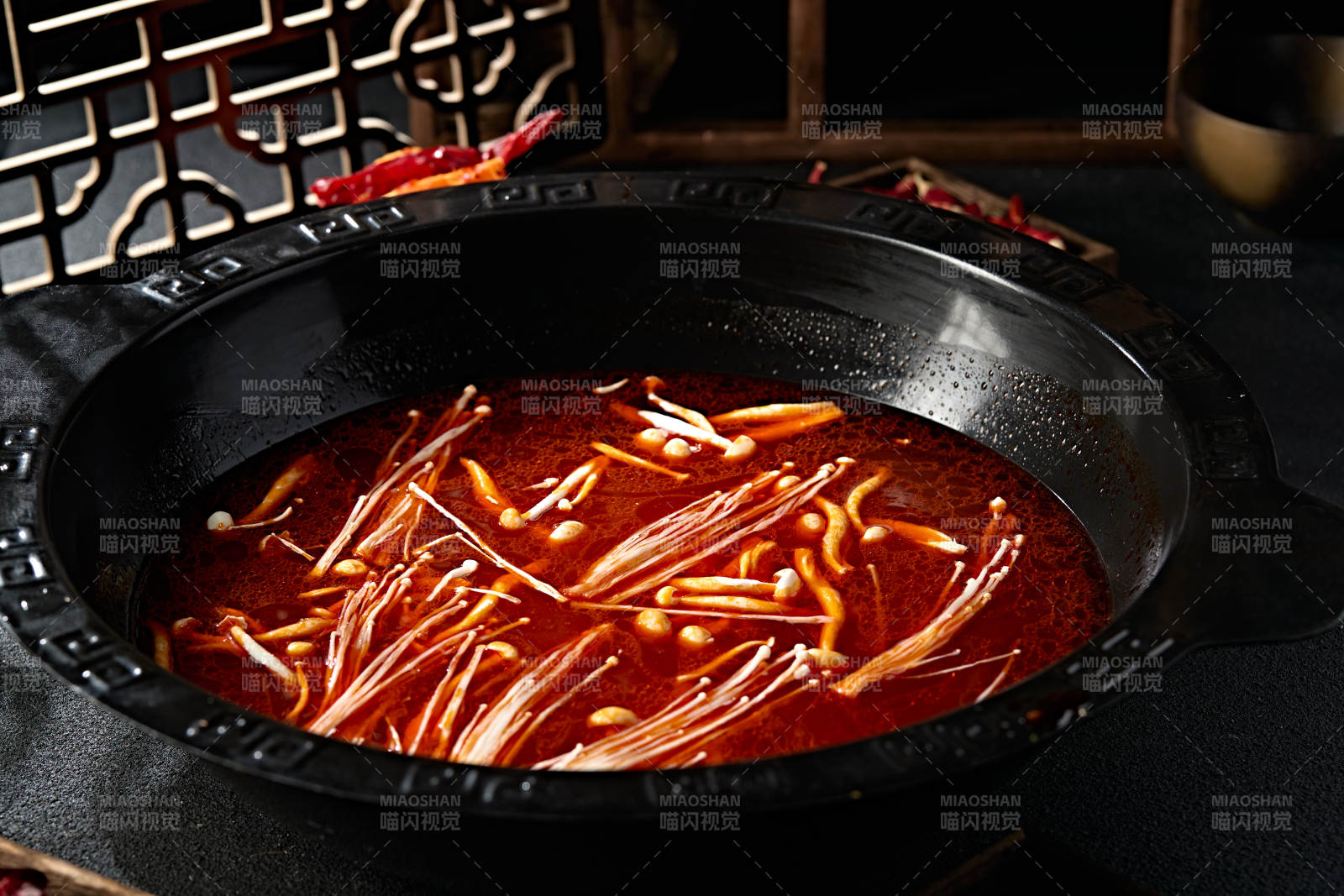 川渝火锅锅底菌菇番茄汤