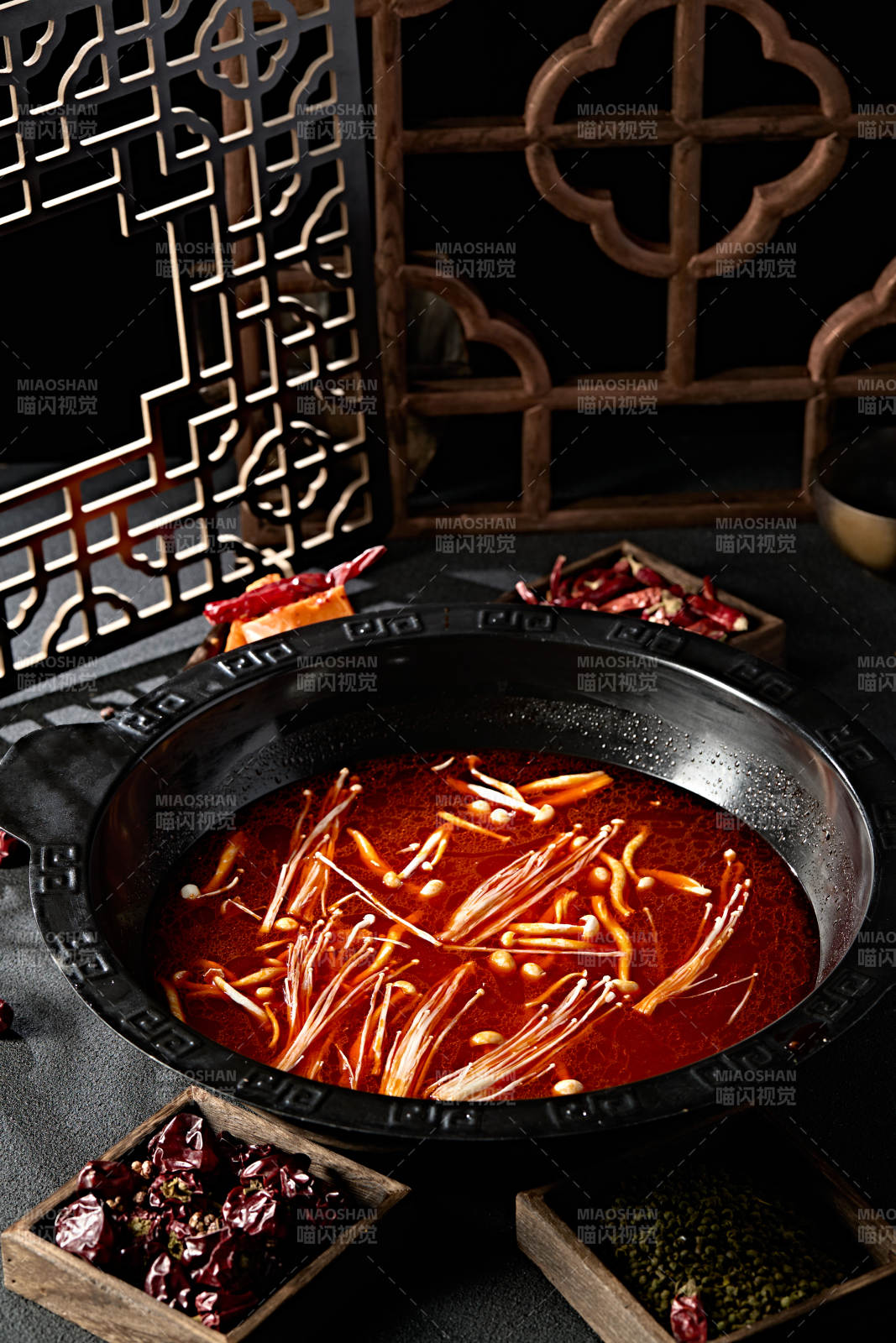 川渝火锅锅底菌菇番茄汤