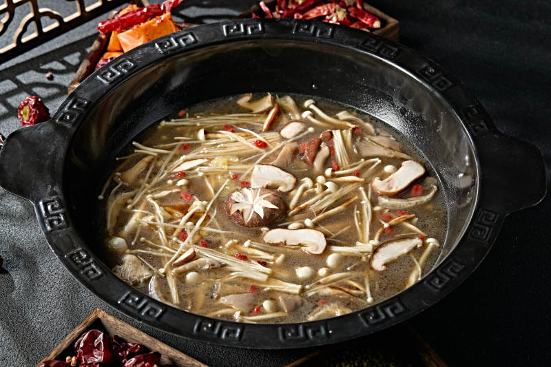美味火锅锅底山珍菌汤