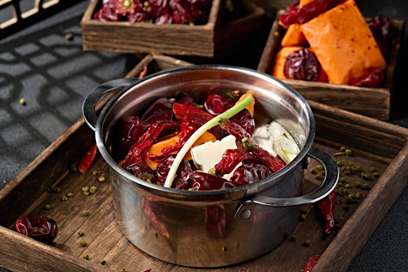 迷你小火锅汤底麻辣牛油锅