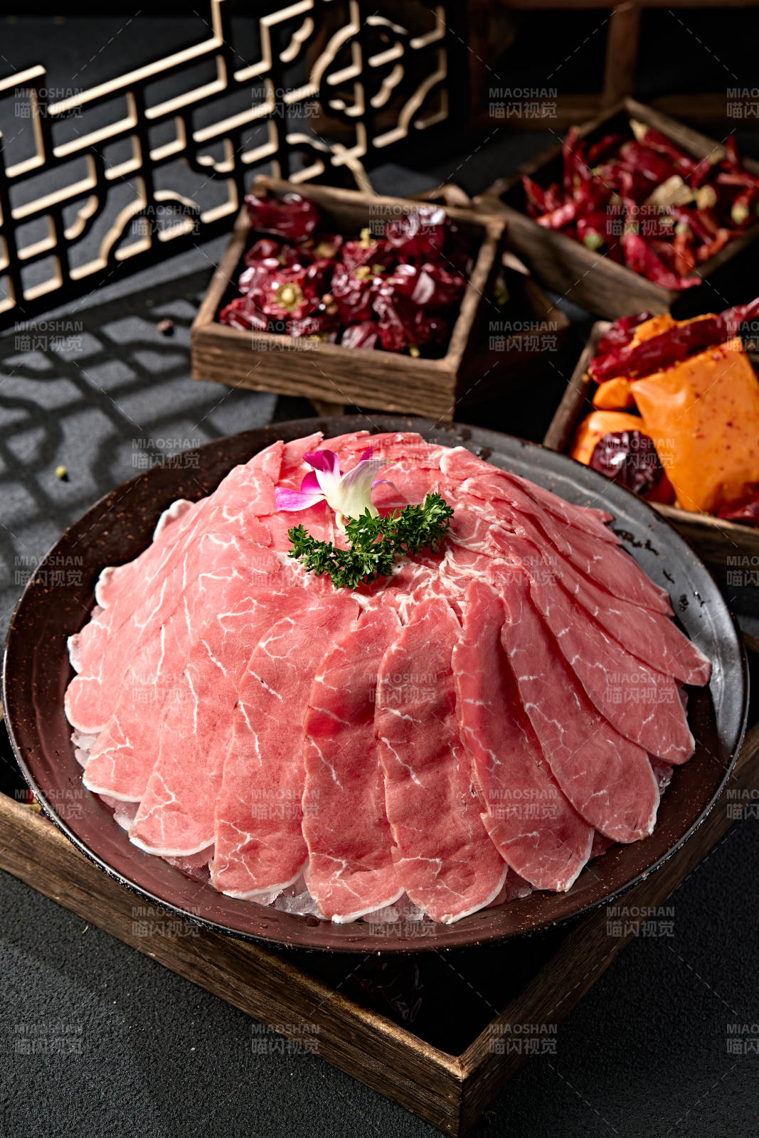 火鍋食材草原牛脊肉切片