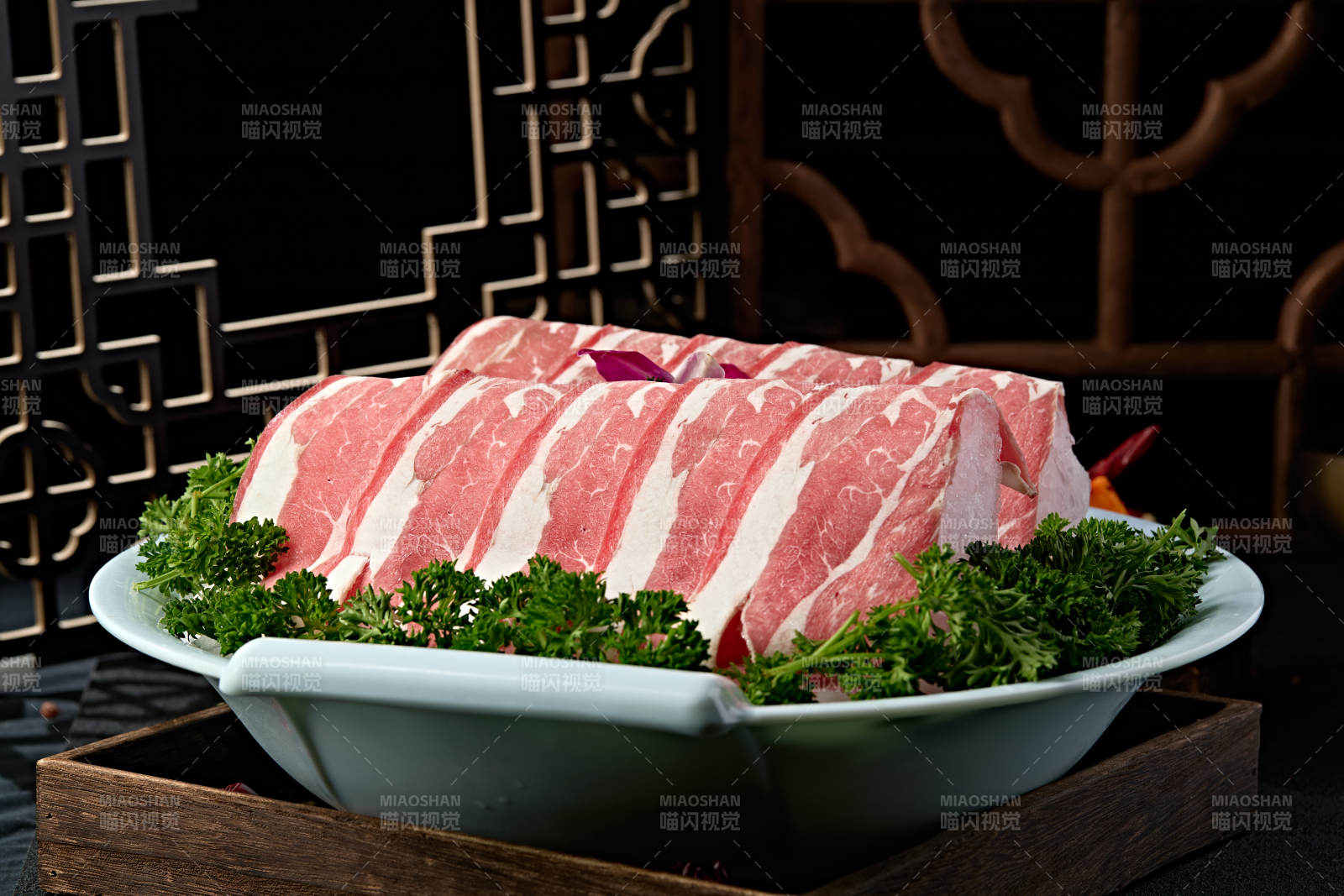 极品火锅食材上脑和牛切片图片