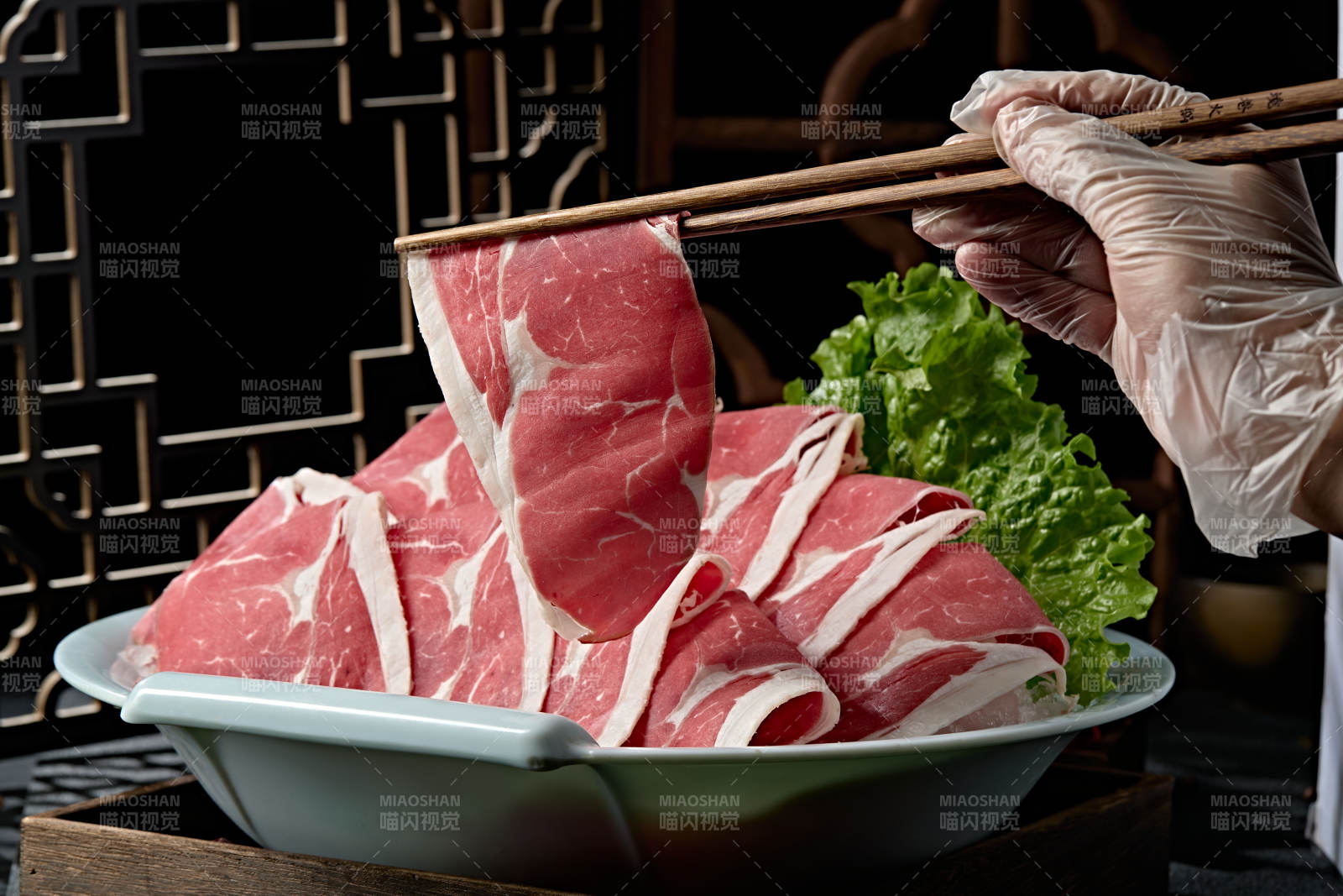 极品火锅食材上脑和牛切片图片