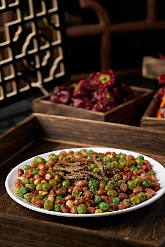 香酥撒盐油炸青豆花生小鱼干