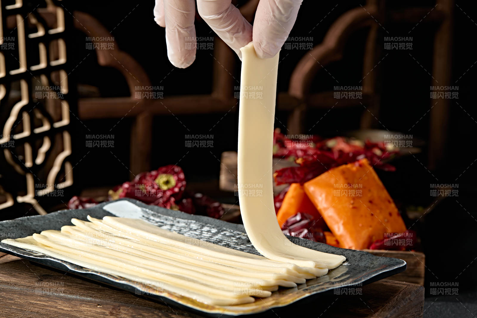 海底捞火锅食材手扯面条