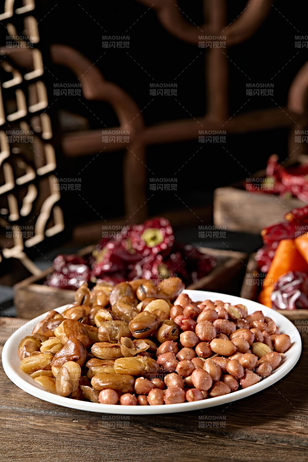 油炸花生米拼炸蘭花豆