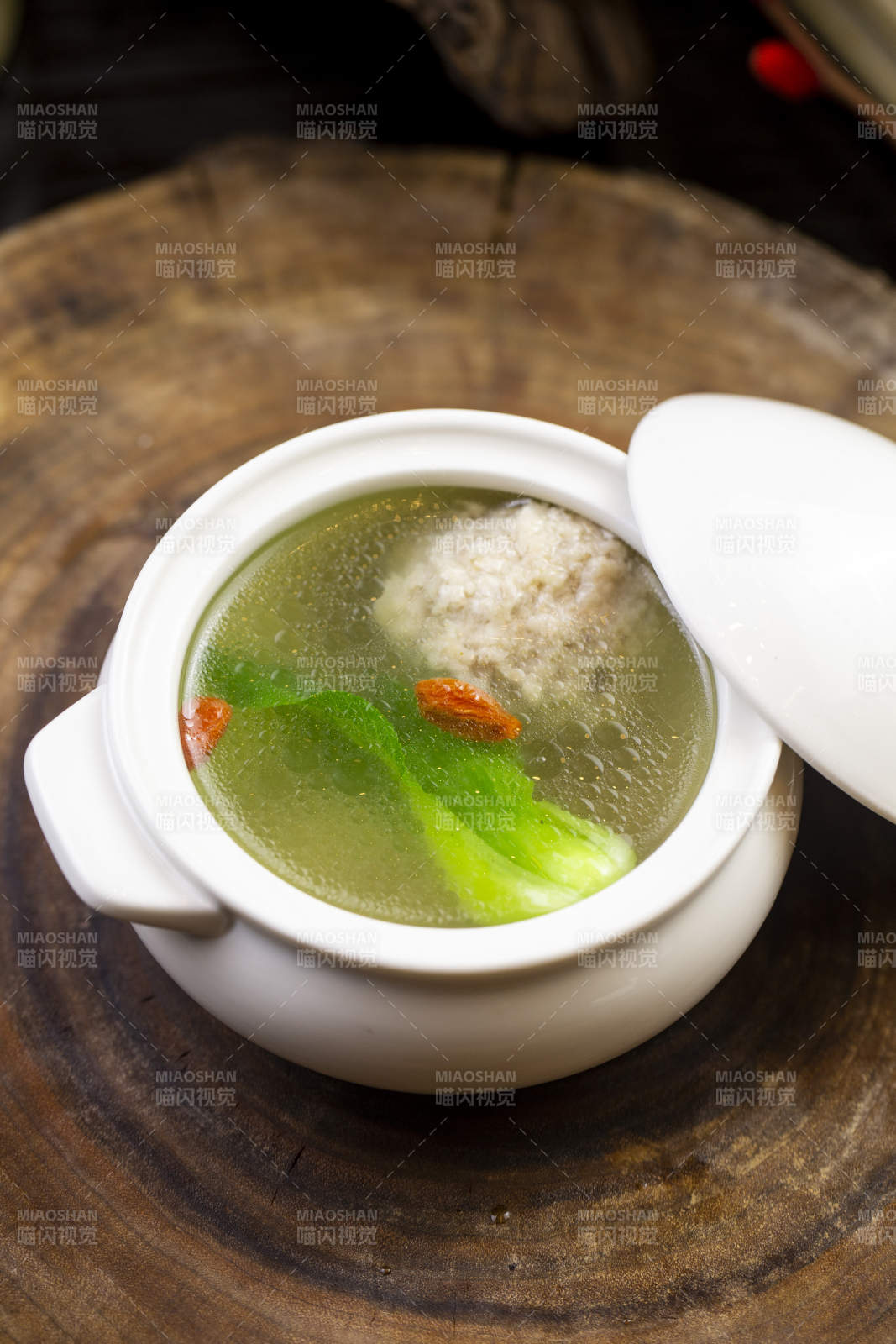 淮揚(yáng)名菜葵花大斬肉