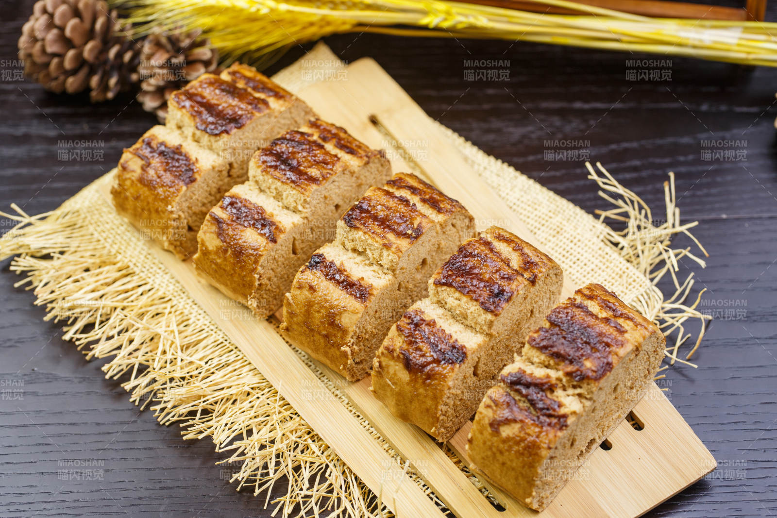 粗粮枣泥烤馍