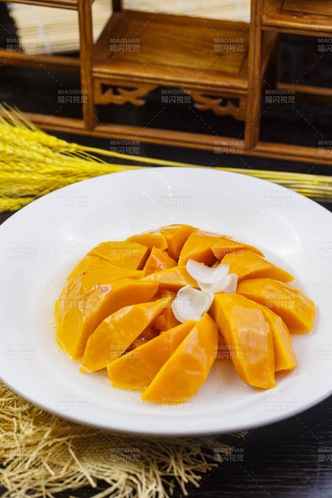 蜂蜜浇汁百合小南瓜