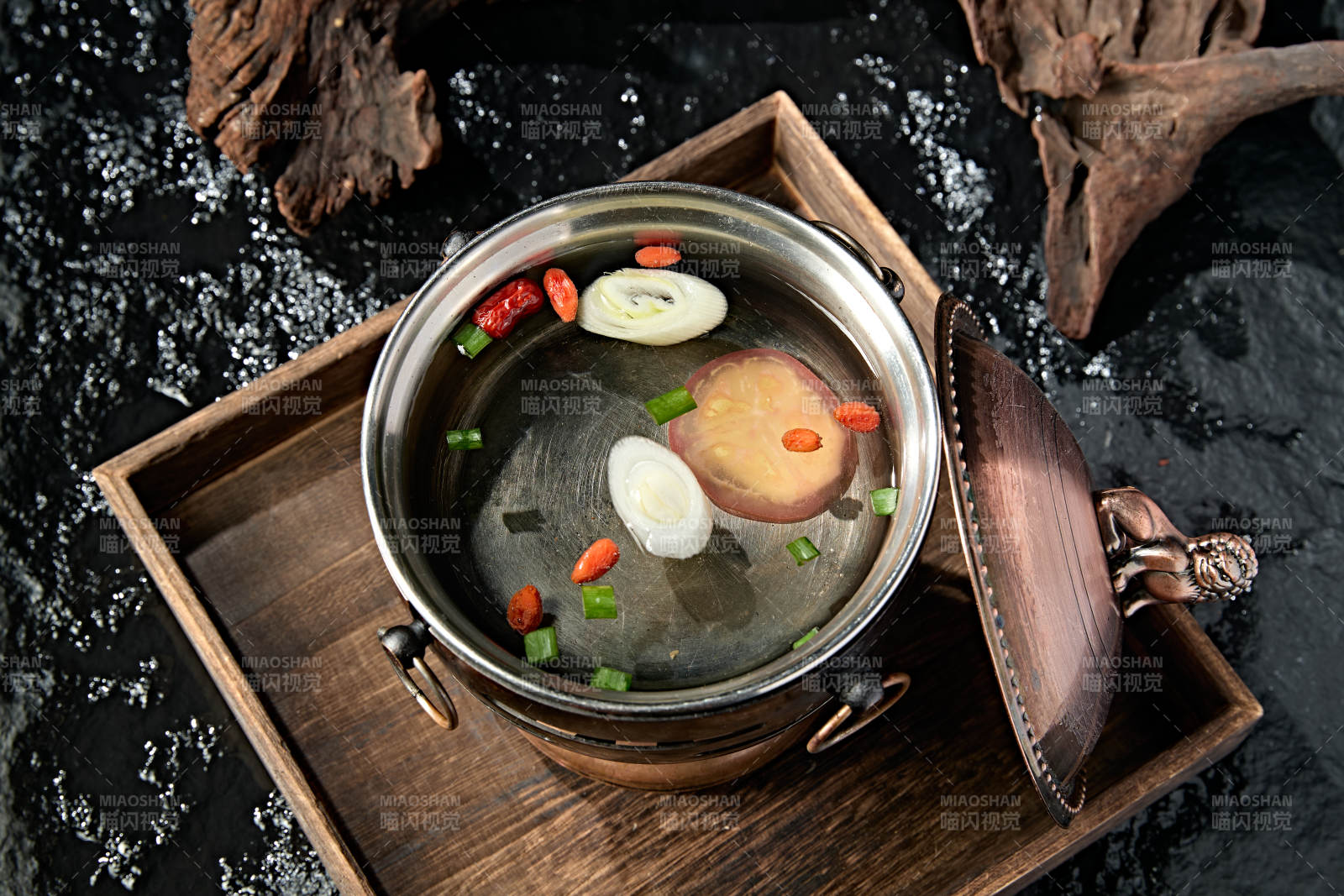 迷你小火鍋清湯高湯鍋底